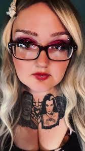 Mallory Boyd's Instagram, Twitter & Facebook