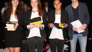 La lycéens de Durzy plaident sur le thème des droits de l'homme