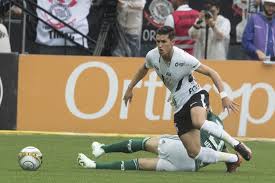 Para começar, aquele pôster do #bicampeãodafé, o dono do paulistão 2018, escreveram. Vital Em Jogada Contra O Palmeiras Pela Primeira Final Do Paulistao 2018