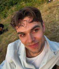 Ewan Grant (@ewan__grant) • Instagram photos and videos