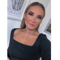 Lilly Rogers's Instagram, Twitter & Facebook