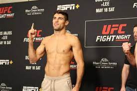Builds into countering with the overhand and has completely nullified brown's reach advantage. Ufc Montevideo Gets Co Main Event Of Mike Perry Vs Vicente Luque