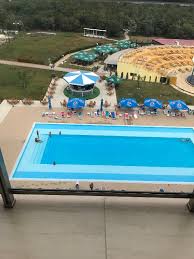 Guests can unwind poolside, enjoy entertainment at the amphitheater, or simply relax seaside. Blaxy Premium Resort Bewertungen Fotos Preisvergleich Douazeci Si Trei August Rumanien Tripadvisor