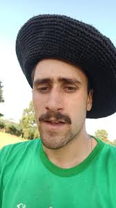 Gaucho Domando Cavalo