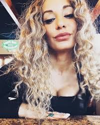 Michelle Hendrix's Instagram, Twitter & Facebook