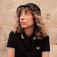 Laura Prim's Instagram, Twitter & Facebook