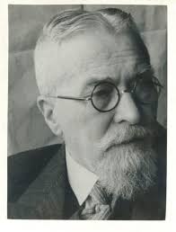 From Saxon Pig Farmer to Urban Gentleman, 1868-1937