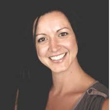 Amanda Macrae's Instagram, Twitter & Facebook