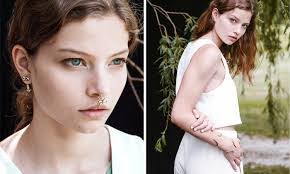 Laurie Fleming's Instagram, Twitter & Facebook