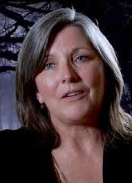 Kaye Davis's Instagram, Twitter & Facebook