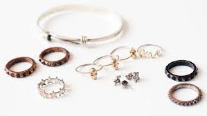 Find Out How To Fix Fake Jewelry That S Discolored Or Tarnished On Shefinds Jewelry Hacks Fake Jewelry Tarnished Jewelry