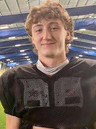 Eli Holt's Instagram, Twitter & Facebook