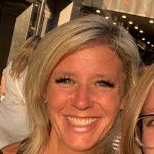 Kristy Kern's Instagram, Twitter & Facebook