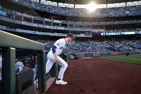 Photos: Seattle Mariners face Kansas City Royals