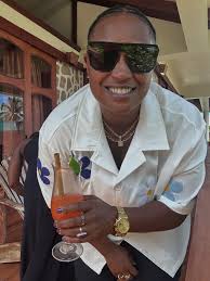 Kia Barnes (@kiacomedy) • Instagram photos and videos