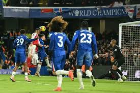 Arsenal held by 10-man Chelsea, Isak end drought to fire Liverpool