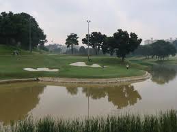 Pahang international marathon 2017 has evolved out of annual kuantan half marathon (akhm) which started in 2014 and usually attracts 2,000 runners from all over malaysia. Half Island Green 8 Picture Of Bukit Jalil Golf Country Resort Kuala Lumpur Tripadvisor