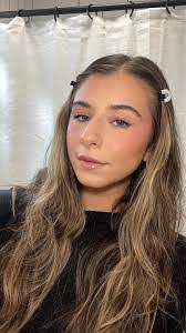 Eileen Shortall's Instagram, Twitter & Facebook