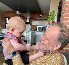 The web of untruth that former anc spokesperson dr carl niehaus seems to have spun around his life continues to unravel. Carl Niehaus On Twitter My Daughter Helen Came To Visit From The Eastern Cape With My Grandson Nothing Is More Important Than Family Now The First Summer Rains Are Falling What A