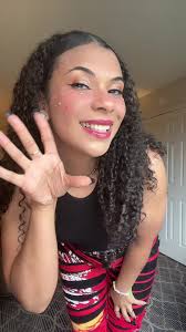 Its leo season, i had to make my queen proud 😜♌️  #kpop#kpopfyp#kard#hiddenkard#jeonsomin#somin#sominkard#kpopconcert#kpopconcertoutfits#foryou#fypシ  #greenscreen