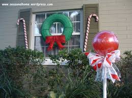 Diy giant lollipops christmas decorations. Outdoor Candy A Christmas Decorating Idea Candy Christmas Decorations Christmas Lollipops Christmas Yard Decorations