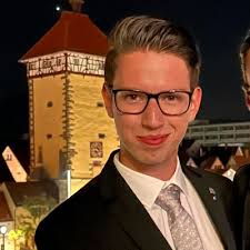 Excited to announce that I'm part of the NEIII fellowship.