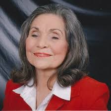 Mae Cooke's Instagram, Twitter & Facebook