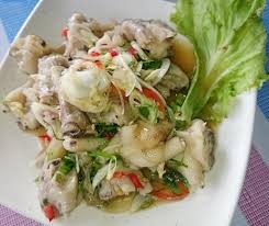 Assalam kerabu kaki ayam ni menu biasa2 tapi mampu menghabiskan nasi seperiuk (pada yang menggemarinya) cuma haka. Resepi Kerabu Kaki Ayam Sedap