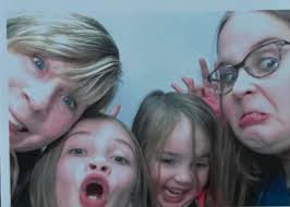 Just found this group and thought thats perfect for me. All i do is watch  tv, knit and read. Im 61 all my friends have gone and id love to make new