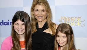 Lori loughlin's daughter, oliva jade, was spotted out and about in los angeles, california, on thursday. Who Is Olivia Jade Giannulli The Youtube Star Caught Up In The Us Bribery Scandal South China Morning Post
