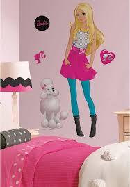 If you've ever wondered what it's like to work as an interior decorator, well, here's your chance! Barbie Bedroom Houzz