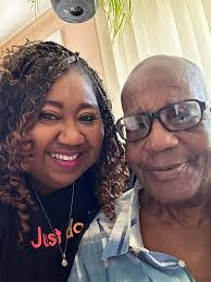 Karen Pinnock's Instagram, Twitter & Facebook