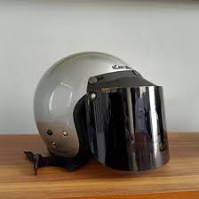 Sedangkan untuk helm bogo biasa dengan jenis kaca standar harganya berkisar antara 150 ribu hingga 200 ribu saja. Jual Produk Kaca Datar Pelangi Termurah Dan Terlengkap Juni 2021 Bukalapak