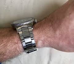 Llega la hora de tener un reloj con calculadora. In Review Hamilton Khaki Aviation Converter Auto Gmt Wrist Watch Review