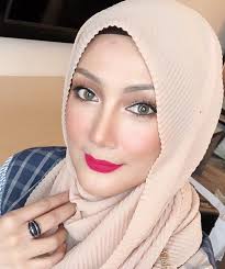 Explore tweets of erra fazira @errafazira2 on twitter. Erra Fazira Muslim Women Women Fashion