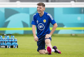 Teen sensation billy gilmour has vowed to prove he is not just along for the ride at. 6q5hdjfxvelptm
