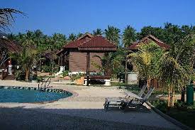 Tanjong jara resort je zárukou toho, že dungun budete mať ako na dlani a že váš pobyt bude príjemný a pohodový. Main Entrance Picture Of Ulek Beach Resort Dungun Tripadvisor