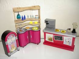 Bratz Doll Furniture Krazy Kool Retro Cafe E Cafe For 10 Inch Dolls Casa De Boneca Casas
