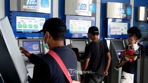 Surat tersebut termasuk ke dalam jenis surat formal yang dipakai seseorang atau instansi untuk kepentingan resmi. Penjelasan Bca Terkait Kasus Salah Transfer Di Surabaya Sudah Dikirim Surat 2 Kali Tribunnews Com Mobile
