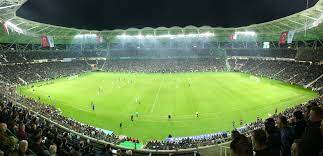 It was opened to public in 2017 with a capacity of 28,113 spectators. Sakaryaspor Stadi Muhtesem Showla Acildi Geyve Medya