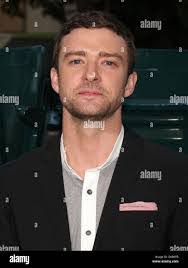 Justin Knapp's Instagram, Twitter & Facebook