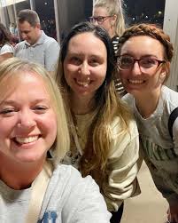 Sarizona ©️ (@sarizzzona) • Instagram photos and videos