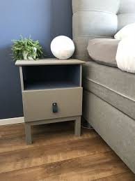 And because the wood was stained darker but the tables were left white, there is a nice contrast. 25 Ikea Nightstand Hacks That Are Worth Pinning Digsdigs