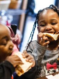 Peanut Butter & Jelly Deli packs in customers since West Allis opening