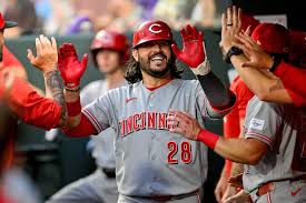 Ahead of trade deadline, Eugenio Suárez is returning to Seattle as a Red — for now