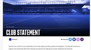 Everton il 14 marzo 2002 lasciò i whites per accasarsi all' everton , in premier league , subentrando a walter smith. Hvwk7ajzkkqzgm