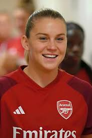 Gorgeous, Daphne van domselaar 💖💝 #womensfootball #football #england  #womenssoccer #fblifestyle