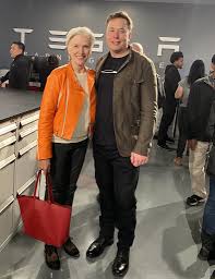 Elon musk invests in the projects that can change our world. I Spotted A Tesla On Twitter Elon Musk Tesla Elon Musk Spacex
