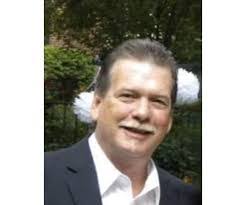 Josh Markle's Instagram, Twitter & Facebook