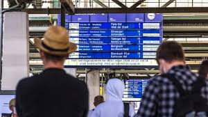 Der bundesweite streik der gewerkschaft deutscher lokomotivführer ( gdl) bei der deutschen bahn sorgt für zahlreiche zugausfälle und verspätungen in niedersachsen und bremen. Bifm61pj Edm